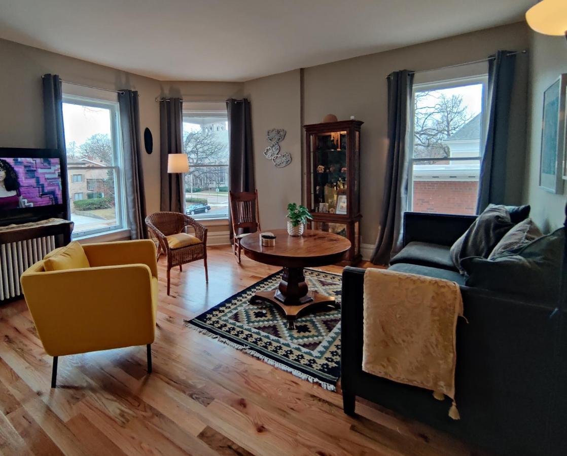 Historic Oak Park Home For 6 / Hemingway District Kültér fotó